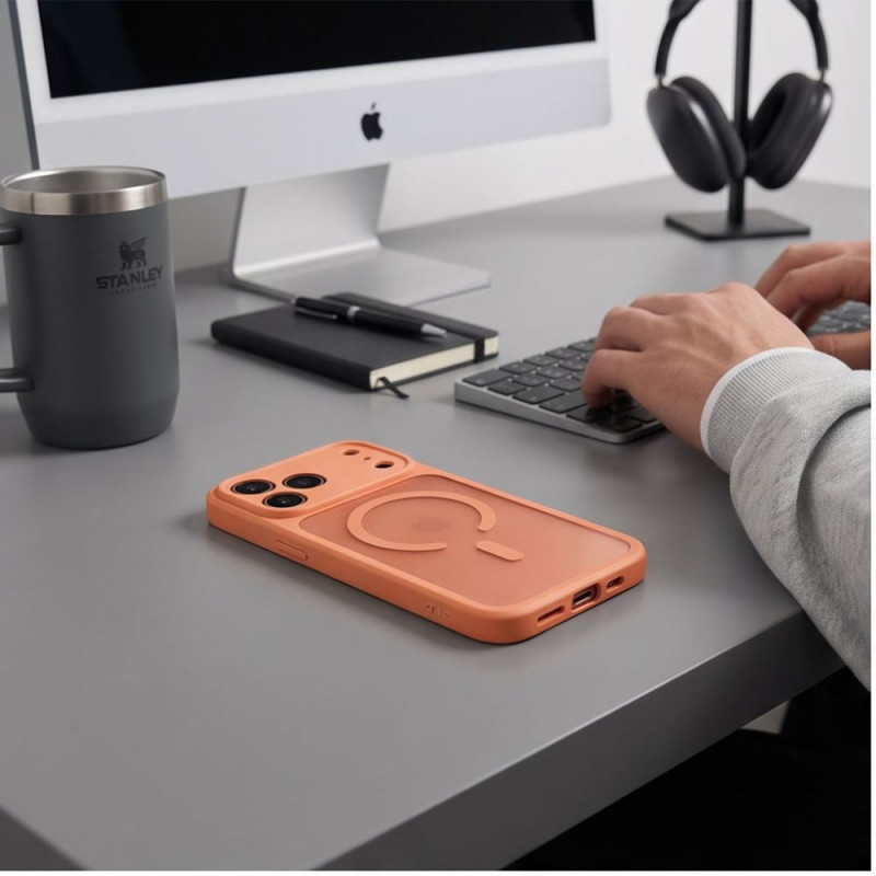 Tech-Protect BasicMag MagSafe dėklas, skirtas Apple iPhone 17 Pro Max / 18 Pro Max, matinės Cosmic Orange spalvos