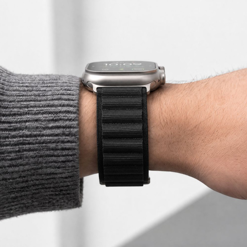 Tech-Protect Nylon Pro Apple Watch 8 / 9 / 10 / 11 / 12 / SE / Ultra 44/45/46/49 mm laikrodžio dirželis, juodas