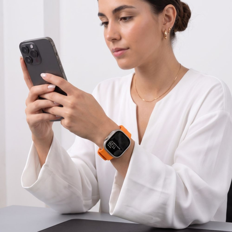 Tech-Protect Motion Apple Watch 8 / 9 / 10 / 11 / 12 / SE / Ultra 44/45/46/49 mm apyrankė, Signal Orange