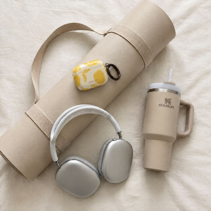 Tech-Protect Lamano dėklas, skirtas Apple AirPods Pro 3, su karabinu, Lemon Haze (geltonas ir baltas)