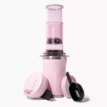 AeroPress Go Plus kavos virimo aparatas su rožiniu terminiu puodeliu 475 ml