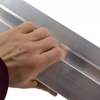 AWTOOLS AWBL25165 Betono glotintuvas 250 x 165 mm aliuminio plokšte su minkšta rankena