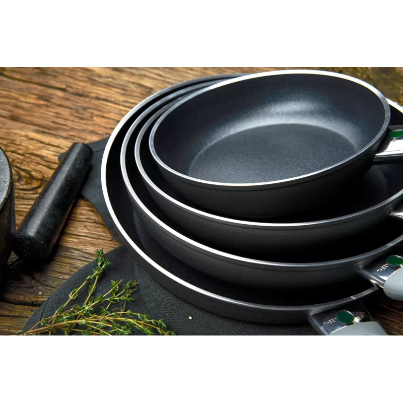 Ballarini Lazise 20 cm Indukcinė keptuvė, Kaltas aliuminis, Keravis keraminė neprideganti danga, be PFOA, Juoda