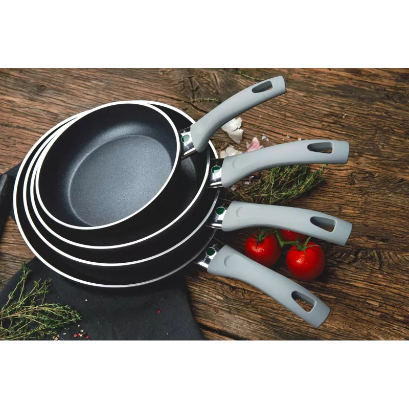 Ballarini Lazise 20 cm Indukcinė keptuvė, Kaltas aliuminis, Keravis keraminė neprideganti danga, be PFOA, Juoda