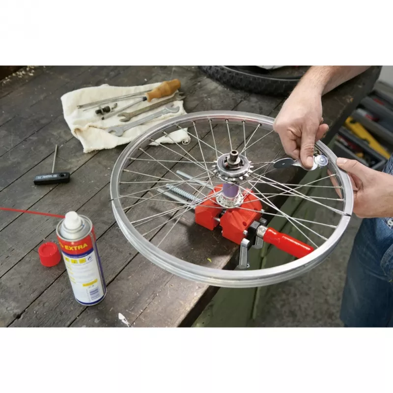 BESSEY S10-ST mini spaustuvas S 10 sraigtinis spaustuvas, raudonas, 100 mm suspaudimo plotis, 50 mm gerklės gylis, su 2 stalo spaustukais