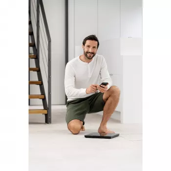 Beurer BF 500 Super Black Edition diagnostinės svarstyklės su Bluetooth