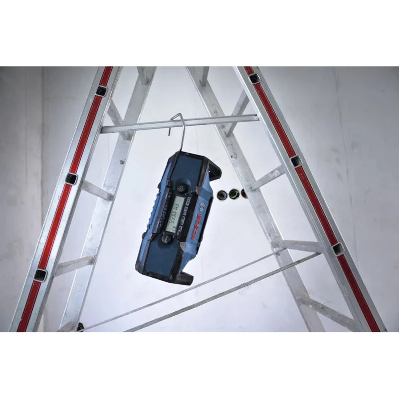 BOSCH HEAVY DUTY GPB18V-3C Professional Bluetooth FM Radio (Mėlyna/Juoda, Įrankis be akumuliatoriaus)