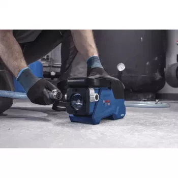BOSCH POWERTOOLS Belaidis perdavimo siurblys GTP 18V-28 Solo, 18V (mėlyna/juoda, be akumuliatoriaus, švariam vandeniui)