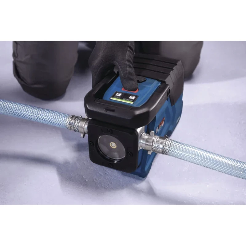 BOSCH POWERTOOLS Belaidis perdavimo siurblys GTP 18V-28 Solo, 18V (mėlyna/juoda, be akumuliatoriaus, švariam vandeniui)