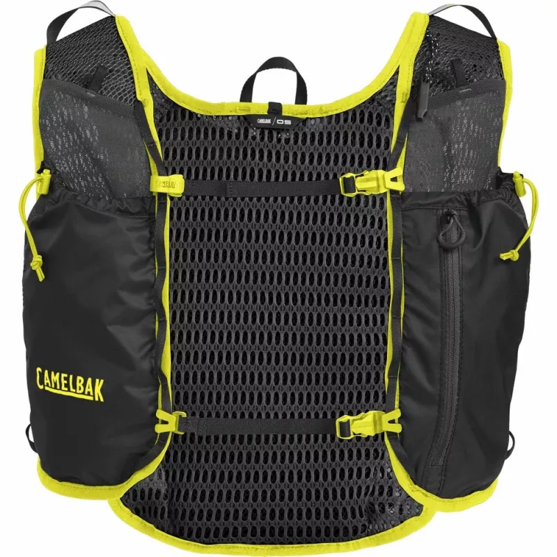 CamelBak bėgimo maratonui liemenė, juoda