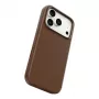 CARE by PanzerGlass Solo veganiškos odos dėklas rudas su MagSafe, skirtas iPhone 17 Pro
