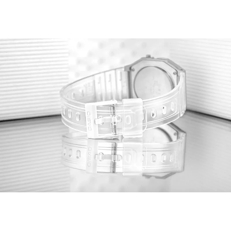 Casio F-91WS-7DF Skaitmeninis laikrodis – permatomas baltas dervos korpusas, unisex, kvarcinis, LED apšvietimas, atsparus vandeniui 3 ATM