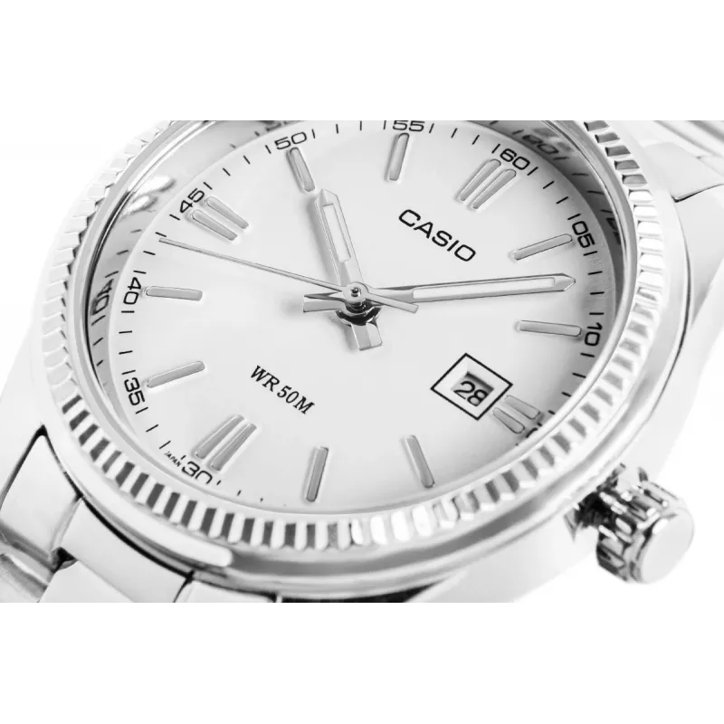 CASIO LTP1302PD7A1V Unisex Analoginis Kvarcinis Laikrodis, Sidabrinis Nerūdijantis Plienas, 34,5 x 30,2 x 8,7 mm