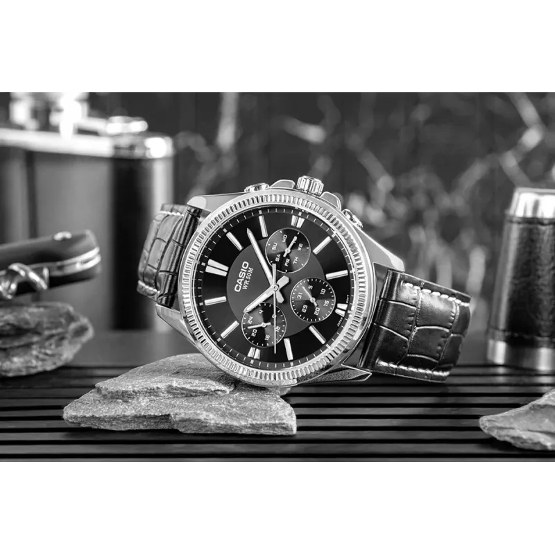 CASIO MTP1375L1AVDF vyriškas analoginis kvarcinis laikrodis su odiniu dirželiu, juodas ciferblatas, 42 mm