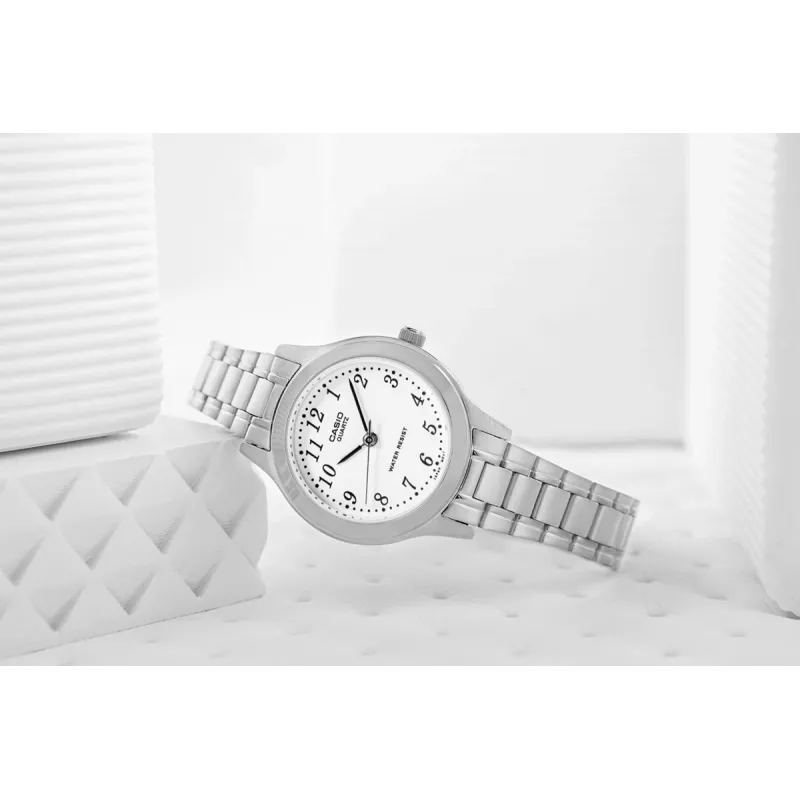 CASIO Moteriškas analoginis kvarcinis laikrodis LTP-1128A-7B 33mm sidabrinis ciferblatas, nerūdijantis plienas