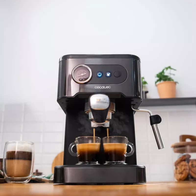 Cecotec Power Espresso 20 Pro Latte kavos aparatas, 20 barų siurblio slėgis, įmontuotas pieno putotuvas, pusiau automatinis, juodas, 1350 W