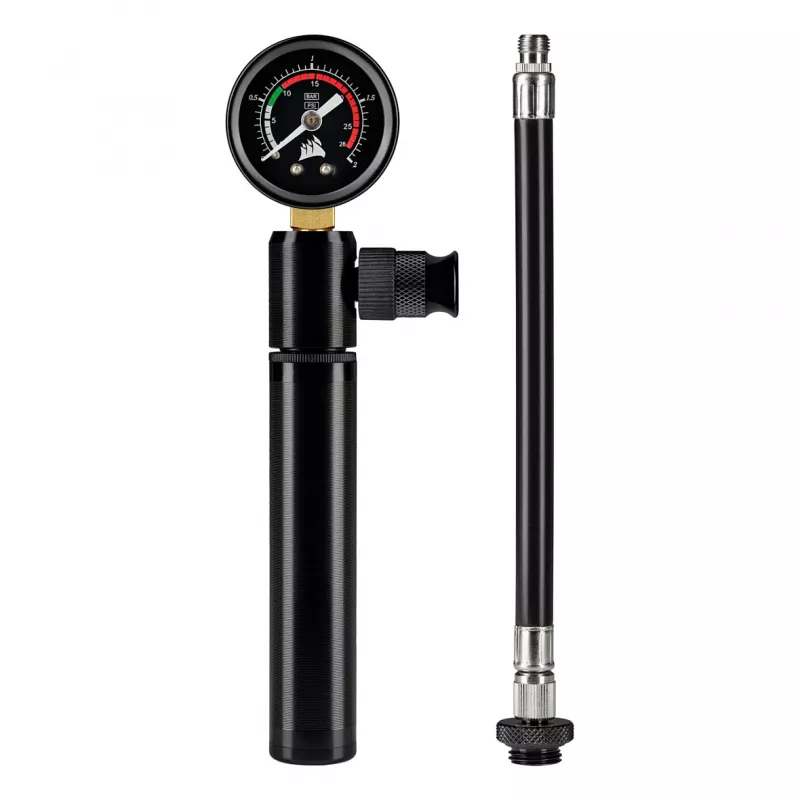 Corsair Hydro X Series Pressure Test Kit su rankiniu siurbliu – G1/4 colio nuotėkio testeris individualiems aušinimo kontūrams