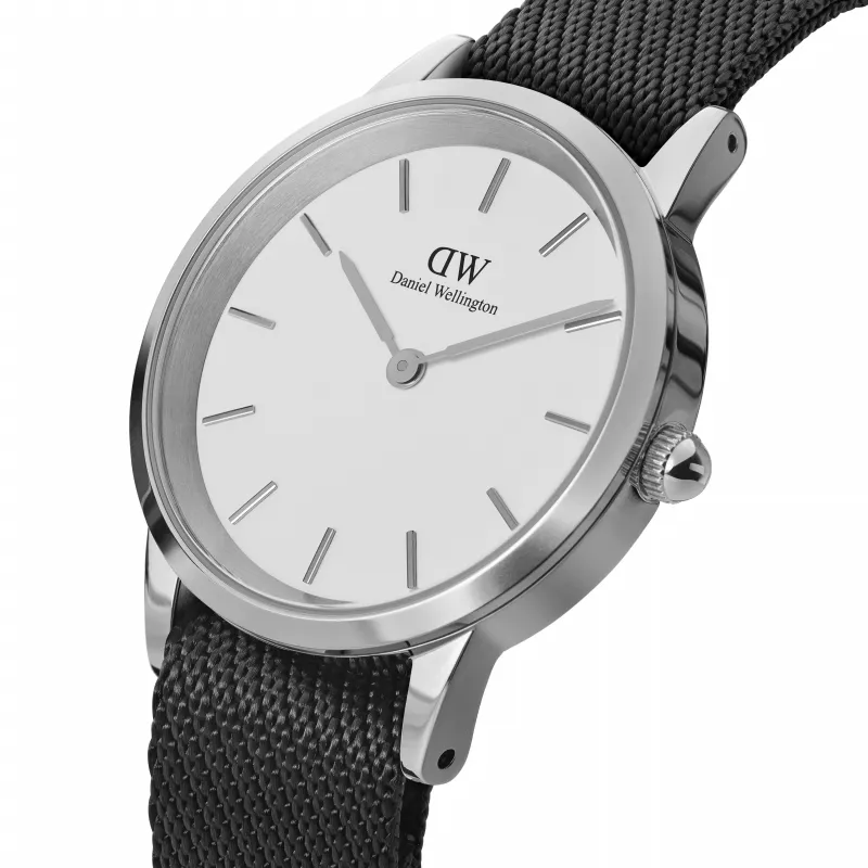 DANIEL WELLINGTON Classic Men's Watch DW00100677 40mm Rose Gold Stainless Steel Case Eggshell White Dial Black Leather Strap