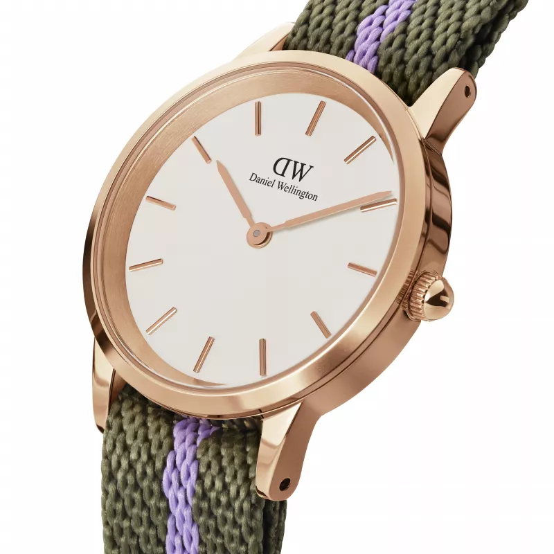 DANIEL WELLINGTON Petite Lumine Moteriškas Laikrodis 28mm Auksinis Nerūdijančio Plieno Tinklelis DW00100680