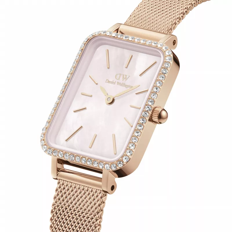 DANIEL WELLINGTON Quadro Moteriškas Laikrodis DW00100669 - 20mm Rožinio Aukso Korpusas, Juodas Odinis Dirželis