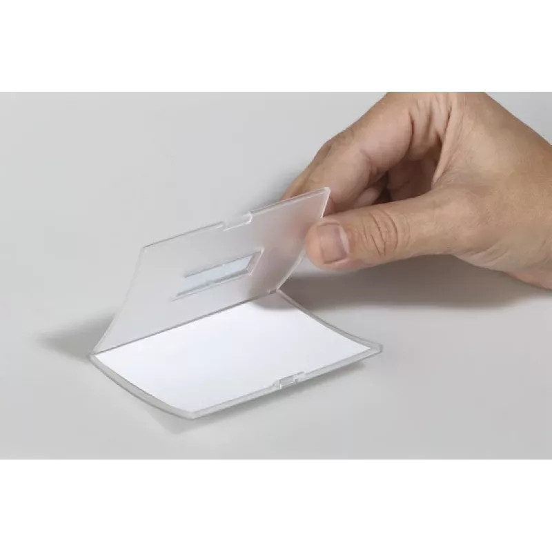 DURABLE CLICK FOLD vardinė kortelė su segtuku, 90x54 mm įdėklas, permatoma, 25 vnt. pakelis 821619