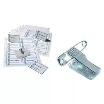 DURABLE vardinių ženkliukų rinkinys 90 x 54 mm su kombinuotu segtuku, 20 vienetų 818200
