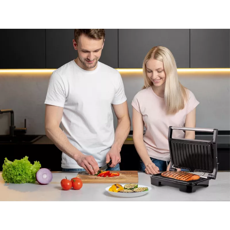 Eldom GK110 kontaktinis grilis 2000 W juodas/sidabrinis
