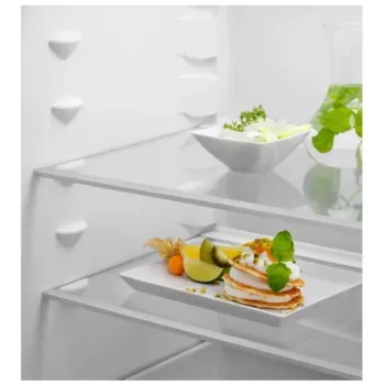 Electrolux LNA7NE18S Integruotas šaldytuvas su šaldikliu - 253 L bendra talpa, Low Frost, E energijos klasė