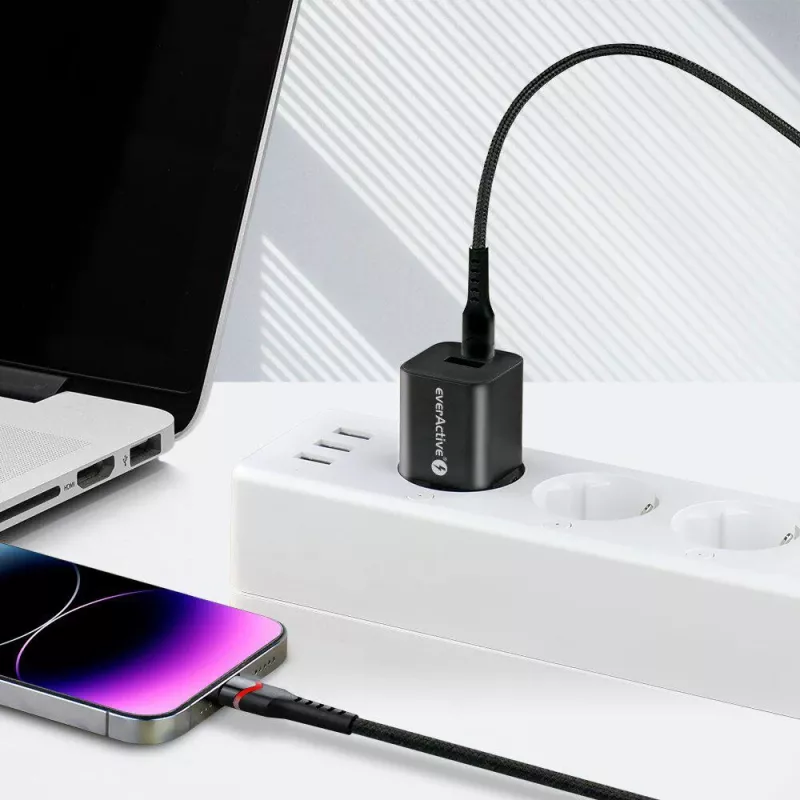 everActive CBB-1CIR USB-C į Lightning RGB LED laidas 1m 27W PD juodas