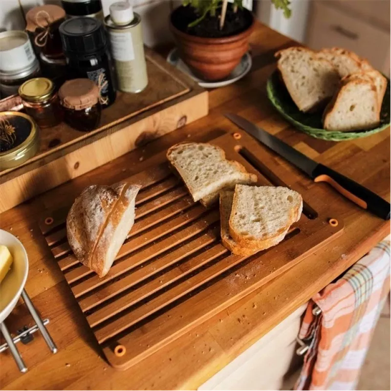 Fiskars 1059230 Stačiakampė bambuko pjaustymo lentelė 35 x 25 cm