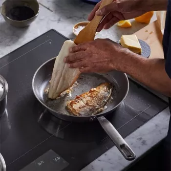 Fiskars All Steel keptuvė 28 cm nerūdijantis plienas