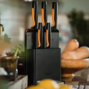 Fiskars Functional Form 6 dalių pjovimo bloko rinkinys su 5 peiliais