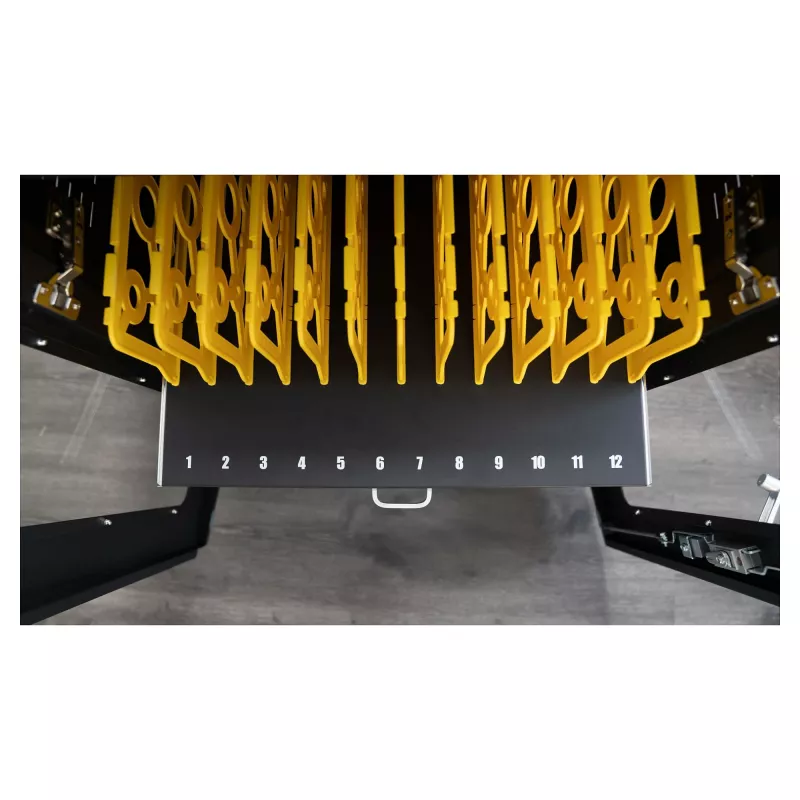 GoodConnections ANTARES PRO N24C nešiojamųjų kompiuterių įkrovimo spinta iki 15,6 col. nešiojamiesiems, USB-C 65W PD 3.0, UVC dezinfekcija, juoda