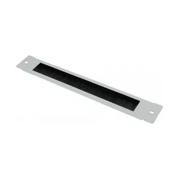 GoodConnections Brush Strip 380 mm x 57 mm, skirta Good Connections® 19 colių sieniniam korpusui FLAT-Pack (GC-RFxxxG), šviesiai pilka (RAL7035)