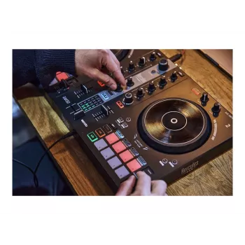 Hercules DJ Essentials Kit su DJControl Inpulse 200, DJMonitor 32 garsiakalbiais ir HDP DJ45 ausinėmis
