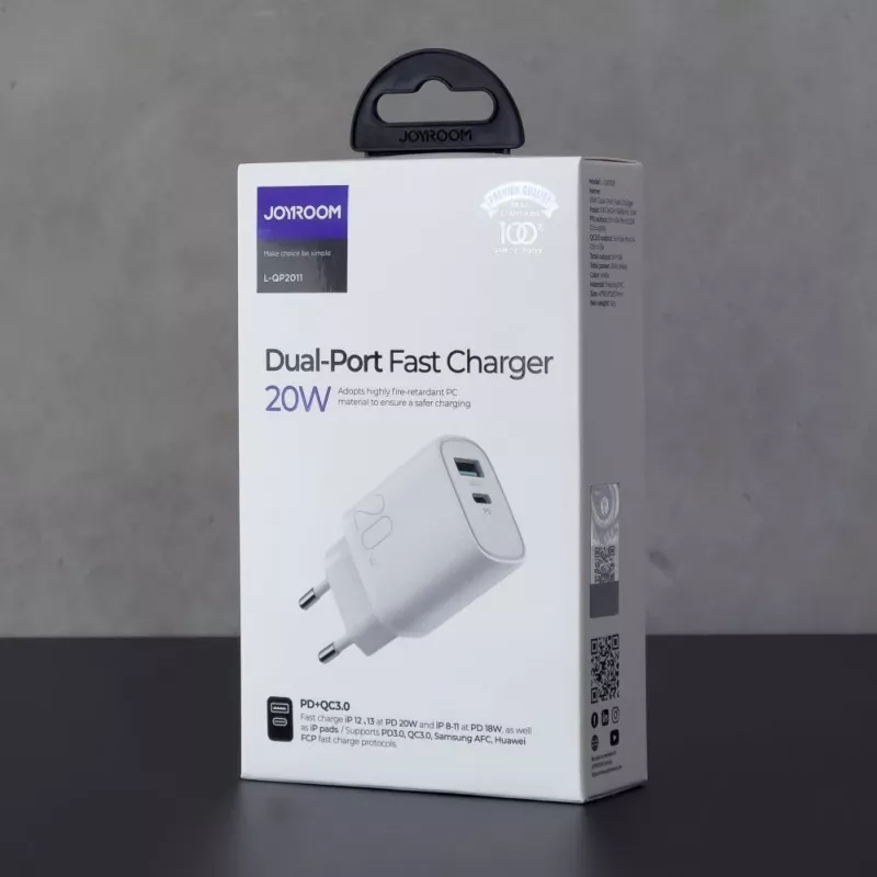 JOYROOM Greitasis įkroviklis USB-A QC3.0 / USB-C PD 20W Baltas (L-QP2011)