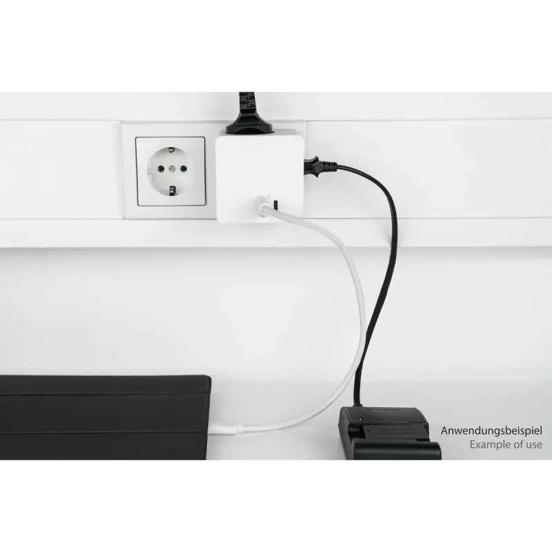 KABELMEISTER Power Strip Cube su 3x Schutzkontakt lizdais, USB-C 20W PD 3.0 ir USB-A 18W, 1,5 m, baltas