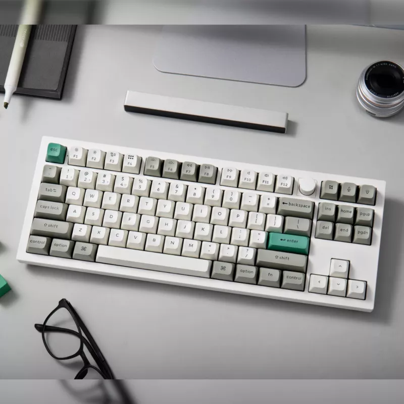Keychron Q3 Max 80% pilnai surinkta klaviatūra su reguliavimo rankenėle, raudoni jungikliai, Hot-Swap Gateron Jupiter RGB belaidė klaviatūra - Shell White