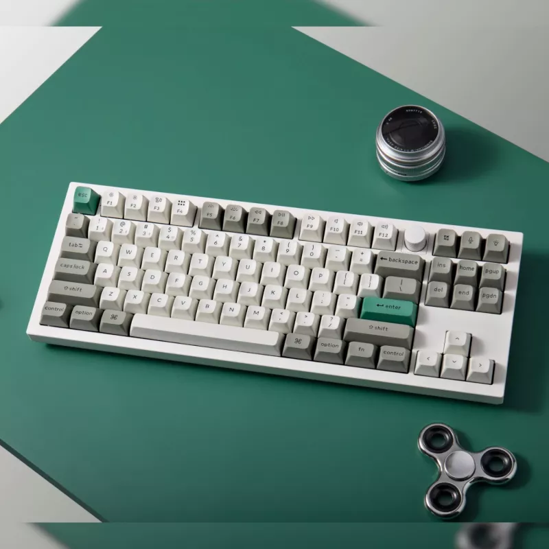 Keychron Q3 Max 80% pilnai surinkta klaviatūra su reguliavimo rankenėle, raudoni jungikliai, Hot-Swap Gateron Jupiter RGB belaidė klaviatūra - Shell White