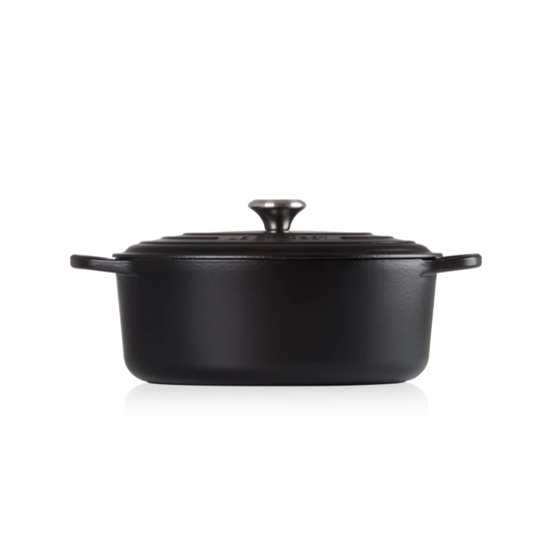 Le Creuset Signature ovalus kepimo indas 31 cm juodas emaliuotas ketus (4.7L)