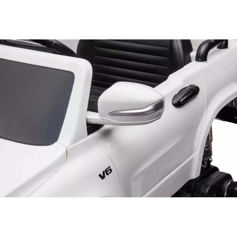 LEAN CARS baterijomis varomas automobilis Mercedes DK-MT950 4x4 baltas