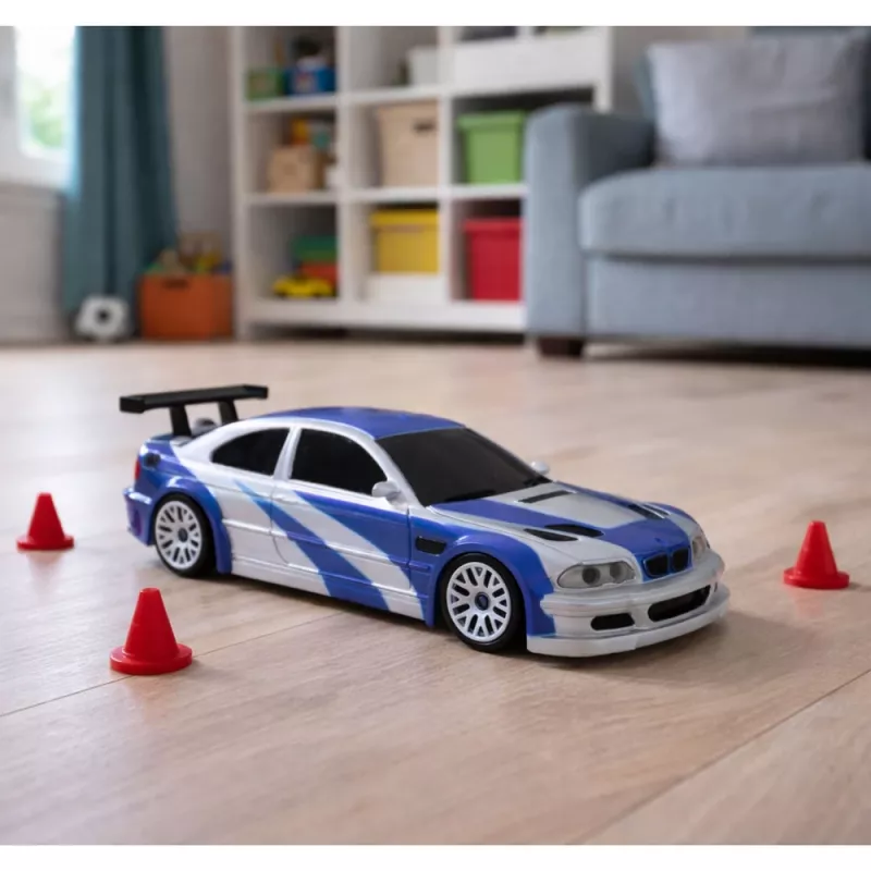 LEAN TOYS E46 nuotoliniu valdymu driftinis sportinis automobilis RC kūgiai 15 km/h 1:43