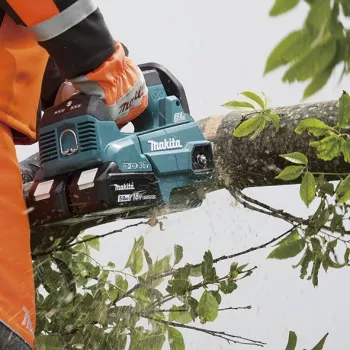 Makita DUC306Z belaidis viršutinės rankenos grandininis pjūklas 36V (2x18V) LXT 30cm strypas