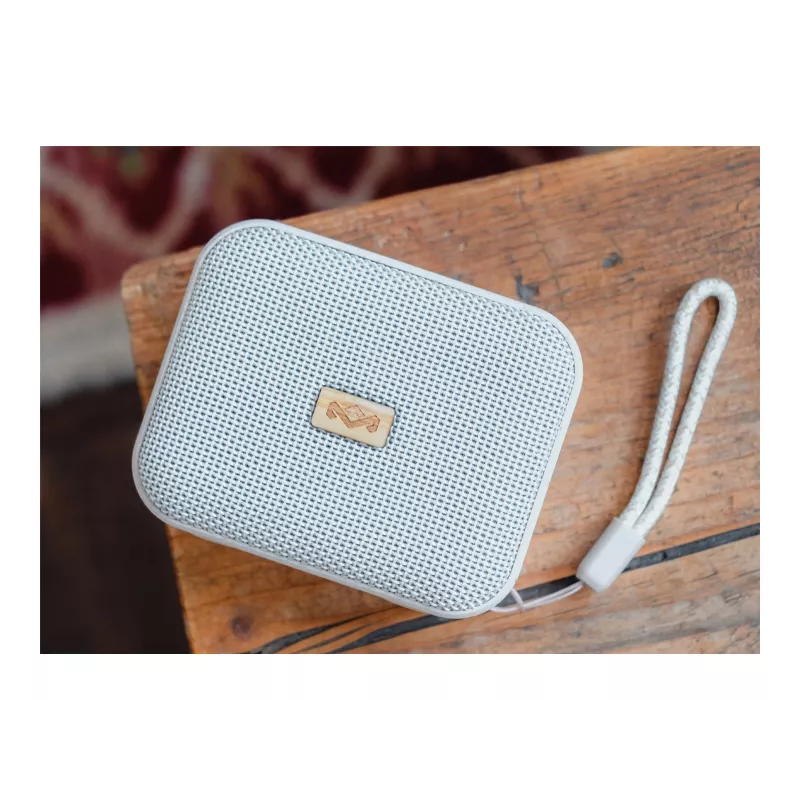 MARLEY Jammin nešiojamas belaidis Bluetooth garsiakalbis – Signature Black, IP67 atsparus vandeniui, 360° garsas, 12 val. baterija