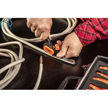 NEO TOOLS 01-400 Automatinis kabelių nuėmiklis 0.5-6 mm² su vielų pjaustytuvu