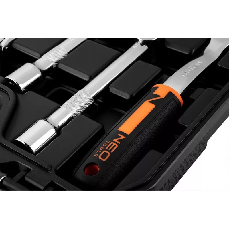 NEO Tools 10-042 1/4 colio pavaros 46 dalių lizdų rinkinys su antgaliais ir priedais