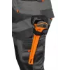 NEO TOOLS 81-325-S apsauginės kelnės, dydis S, pilkos su oranžiniais akcentais, 65% poliesteris 35% medvilnė, 245 g/m², 9 kišenės, kelių apsaugų kišenės, EN ISO 13688:2013