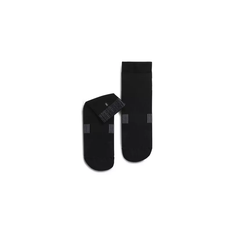 ON Ultralight Mid Running Socks Black/White