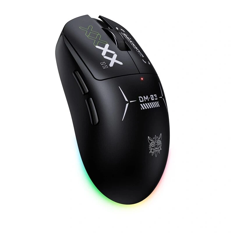 ONIKUMA DM03 RGB žaidimų pelė – laidinė optinė 6400 DPI, 7 programuojami mygtukai, ergonomiškas dizainas dešinei rankai, juoda