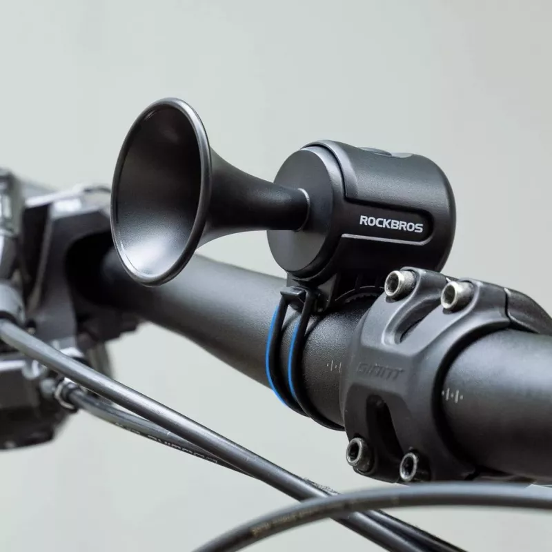 ROCKBROS elektroninis dviračio skambutis - juodas, 110-120 dB, 4 tonai, įkraunamas, IPX4